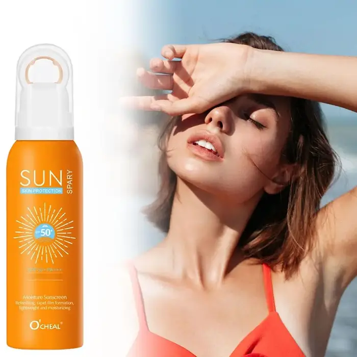 Spray solaire hydratant rafraîchissant avec SPF50+ PA+++