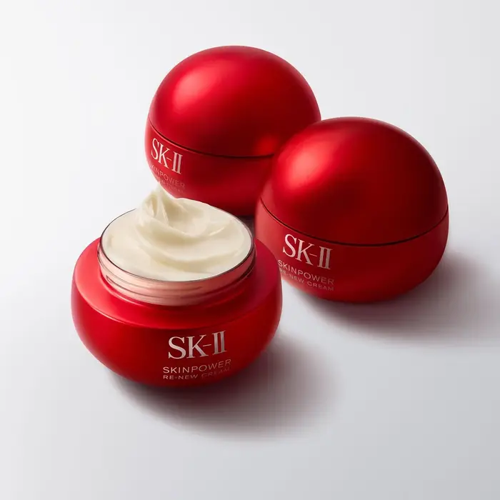 Crème anti-âge SK-II Skinpower Re-New avec PITERA