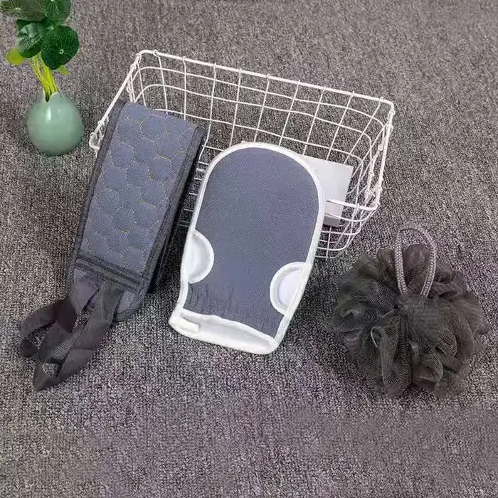 Ensemble de gommages exfoliants pour le corps avec gant de bain pour le dos et éponge loofah pour un nettoyage en profondeur et une hygiène optimale