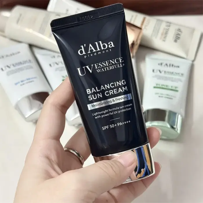 D'Alba 50ml Crème Solaire à la Truffe Blanche Essence UV Violette Hydratante SPF50+ Soin Nourrissant pour la Peau