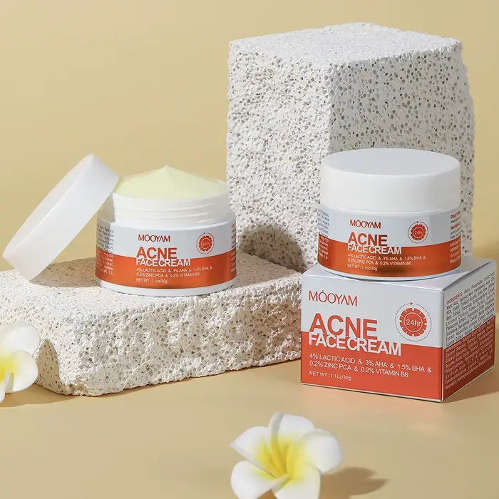 Crème Visage Anti-Acné aux Herbes