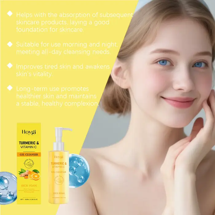 Nettoyant pour le visage au curcuma et à la vitamine C
