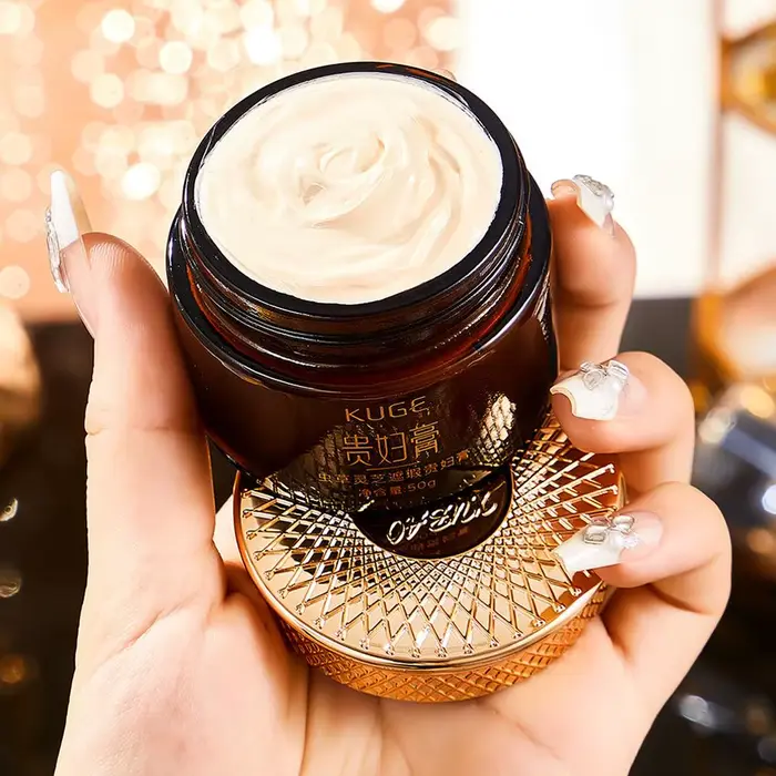 Crème hydratante anti-déformable pour le visage