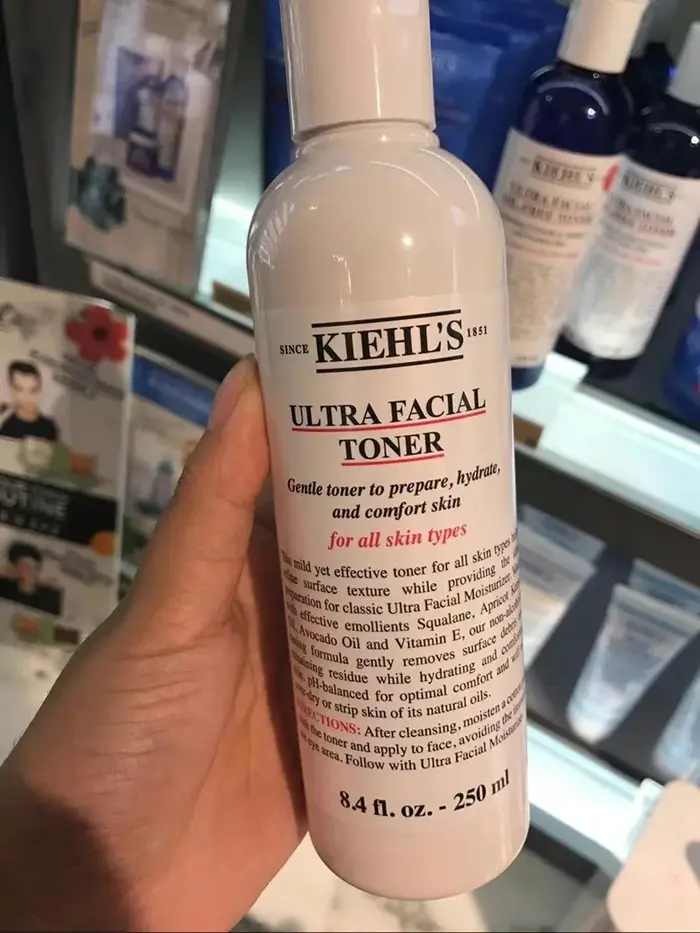 Tonique hydratant pour le visage Kiehl's Ultra Facial Hydrating Essence 250ml 40ml