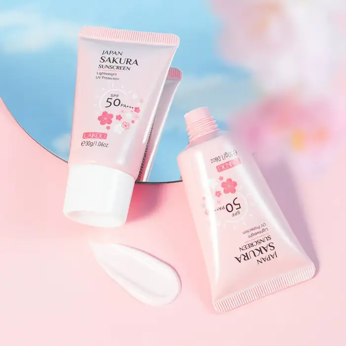 Crème solaire éclaircissante LAIKOU Japan Sakura SPF 50+ pour le visage et le corps