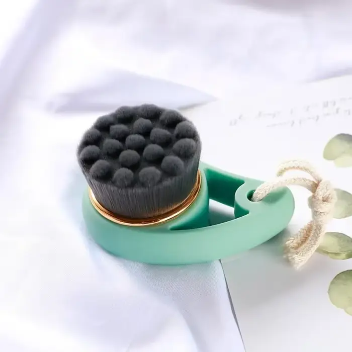 Brosse nettoyante pour le visage