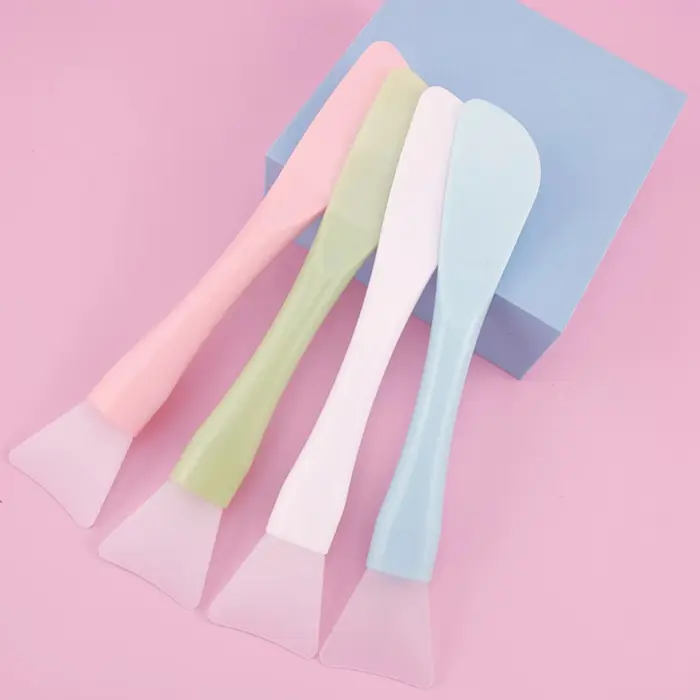 Brosse pour masque facial en silicone