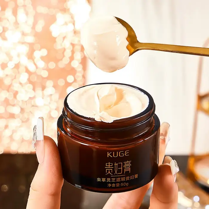 Crème hydratante anti-déformable pour le visage