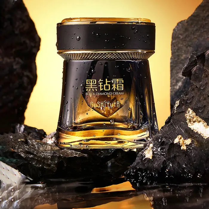 Crème pour le visage en feuille d'or aux algues