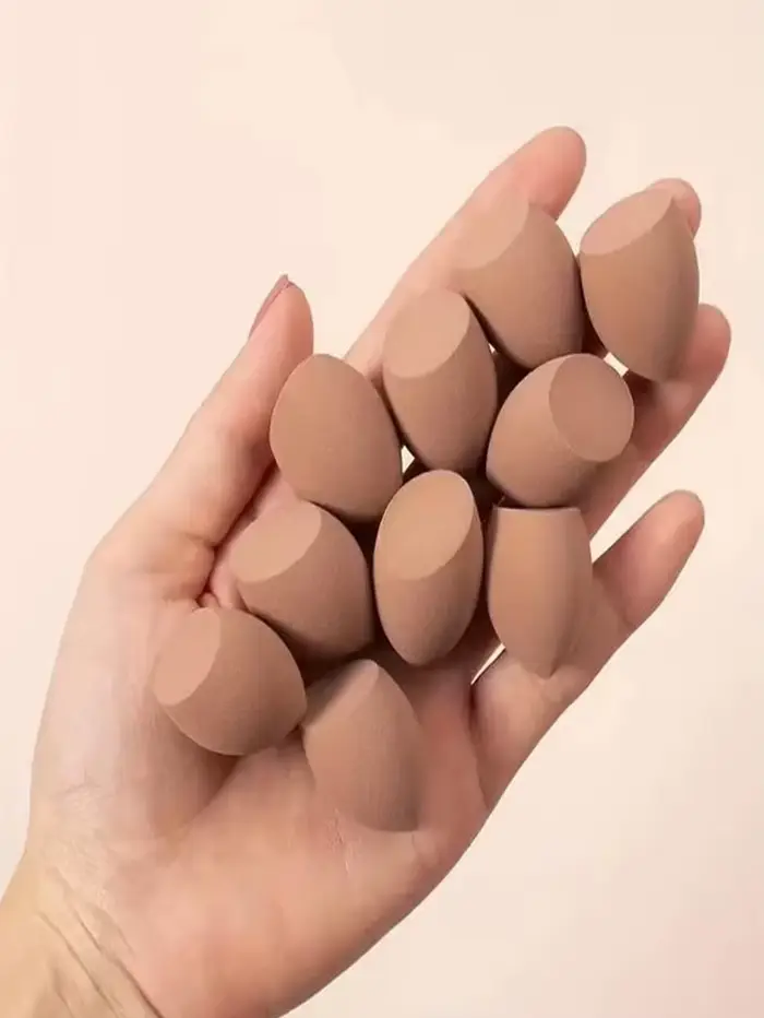 Mini éponge de maquillage