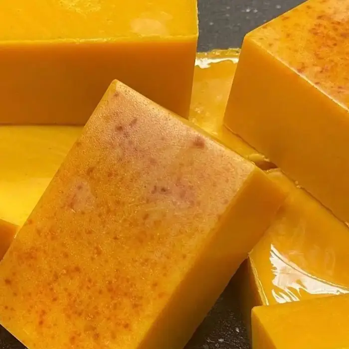 Savon au curcuma nettoyant pour le visage Anti-acné blanchissant la peau éclaircissant