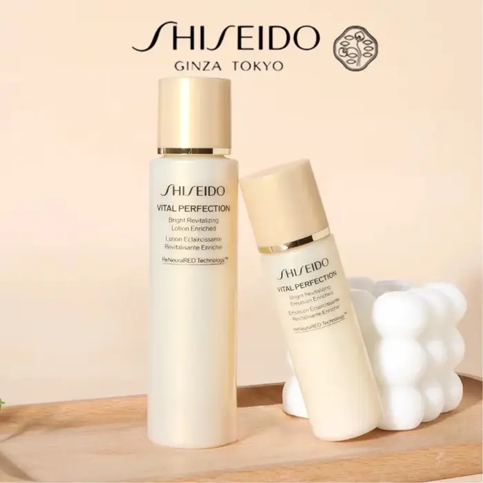 Shiseido Vital Perfection Lotion enrichi 75 ml + émulsion 30 ml ensemble de soins de la peau de voya