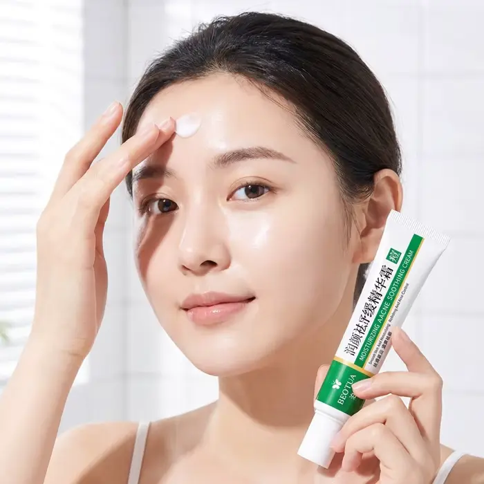 Crème Apaisante Hydratante et Rafraîchissante pour le Visage, Contrôle du Sébum, Soin pour Peaux à I