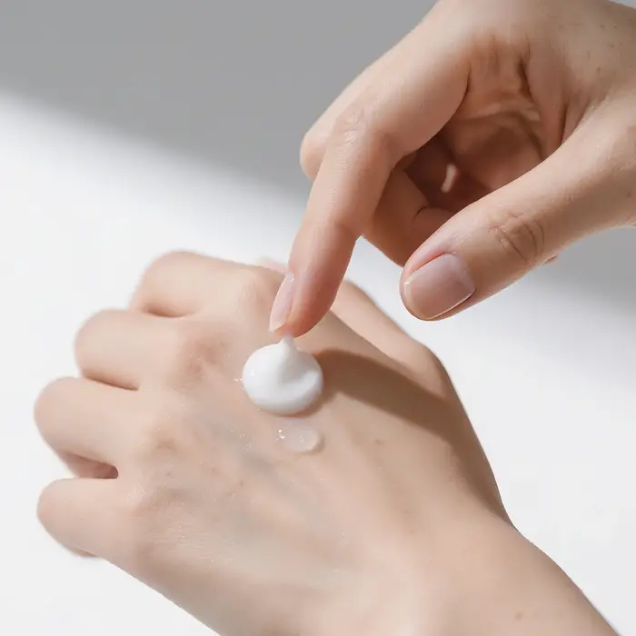 Acide hyaluronique 9 crème complexe vitamine B5 éclaircissant blanchissant réparation visage apaise l'irritation léger soin à absorption rapide