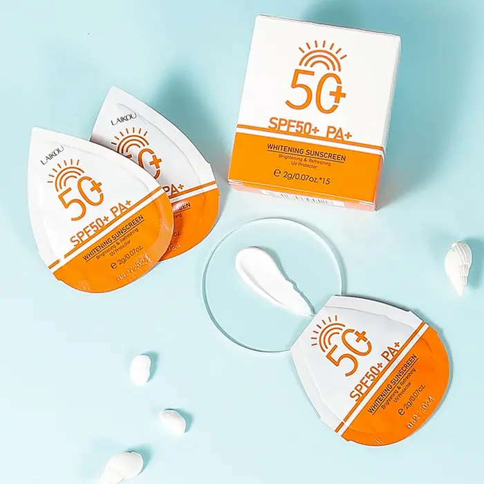 Mini crème solaire pour le visage