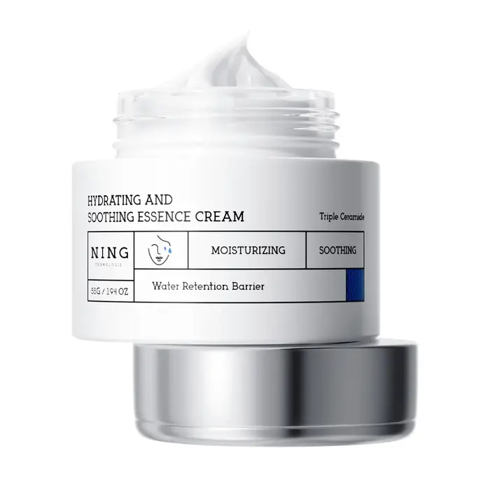 Crème hydratante à l'essence apaisante – Collagène, céramides, acide hyaluronique et extraits de pla