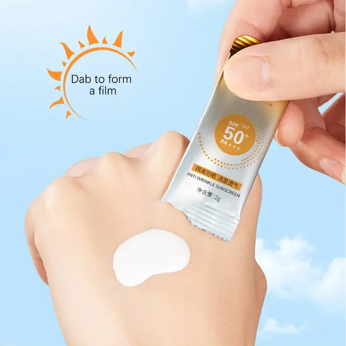 Paquets de lotion solaire SPF50