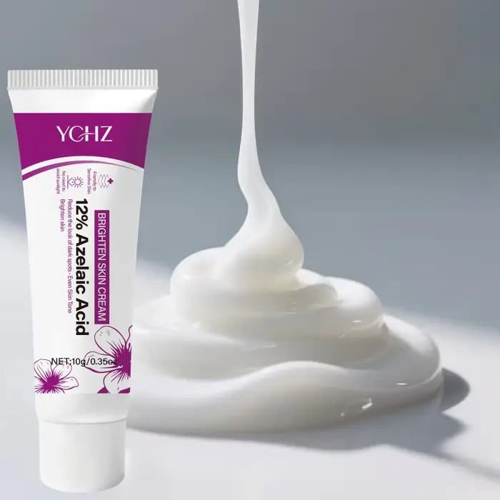 Essence à 12 % d'acide arbutique, crème gel hydratante contenant 12 % d'acide isopropylique, glycérine et acide salicylique, acide azélaïque, essence de Centella Asiatica et essence de niacinamide pou