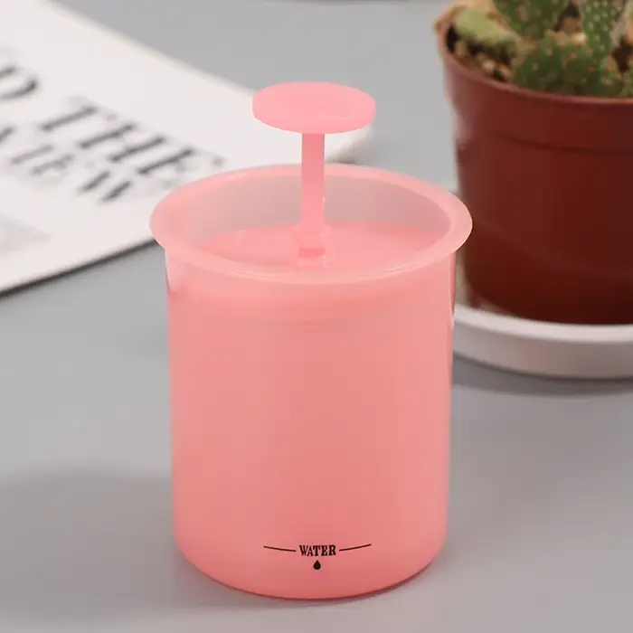 Outil de nettoyage moussant pour le visage