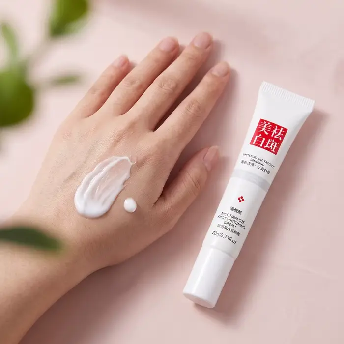 Crème équilibrante pour la peau à la niacinamide