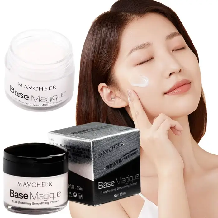 Base de maquillage magique lisse et soyeuse pour le visage