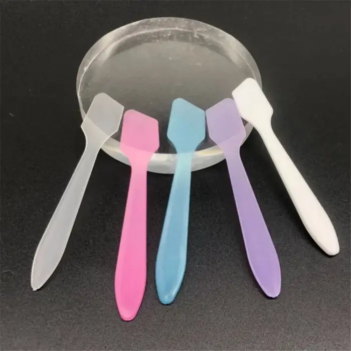 Spatules à crème PP pour application de soins de la peau