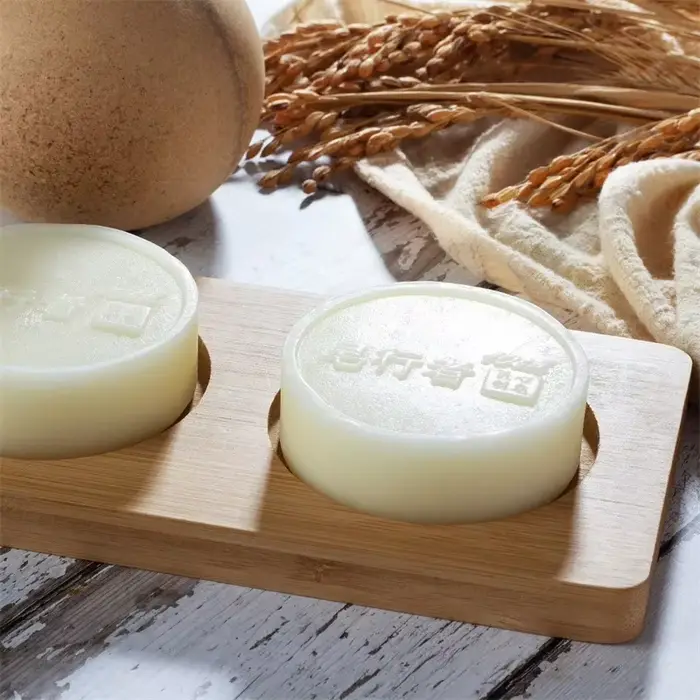 Savon fait à la main en protéines de soie au lait de chèvre