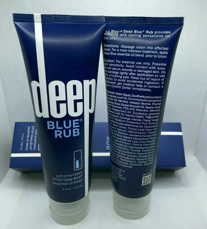 Nouveau baume apaisant pour le soin de la peau utilisant un mélange exclusif d'huiles essentielles p
