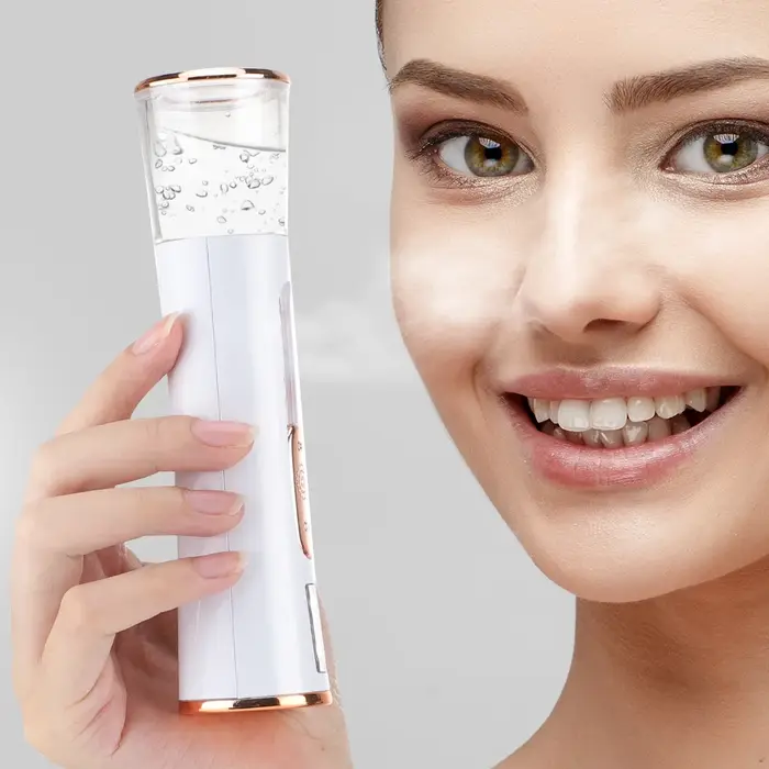 Nano Brumisateur Hydratant Visage