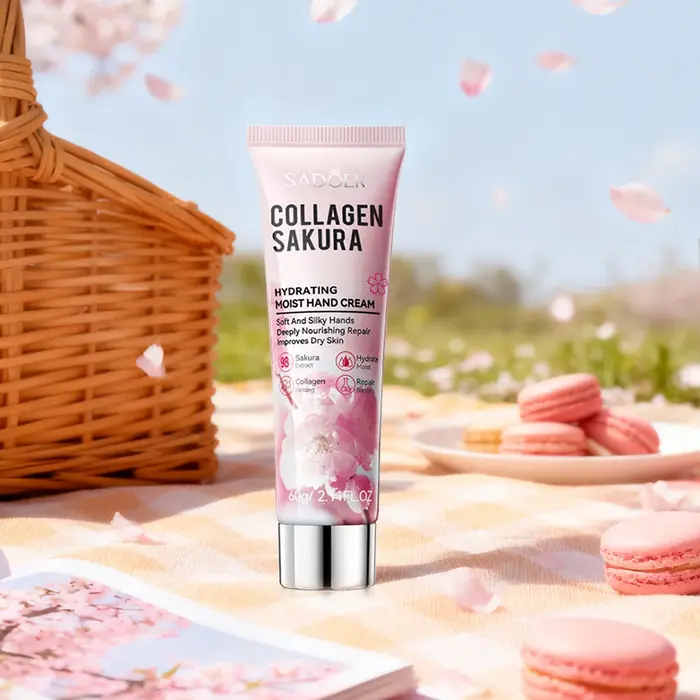 Crème hydratante pour les mains lisse au collagène fleur de cerisier pour l'automne et l'hiver