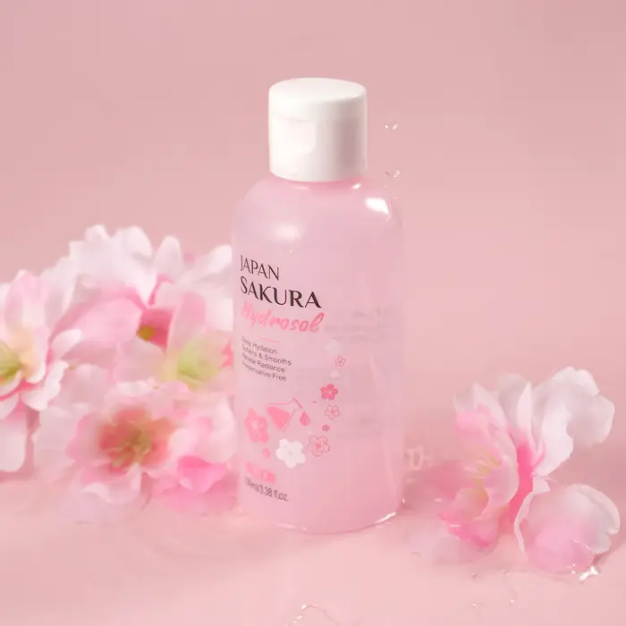 Tonique facial hydratant et éclaircissant à l'eau de Sakura japonaise 100ml, brume apaisante pour pe