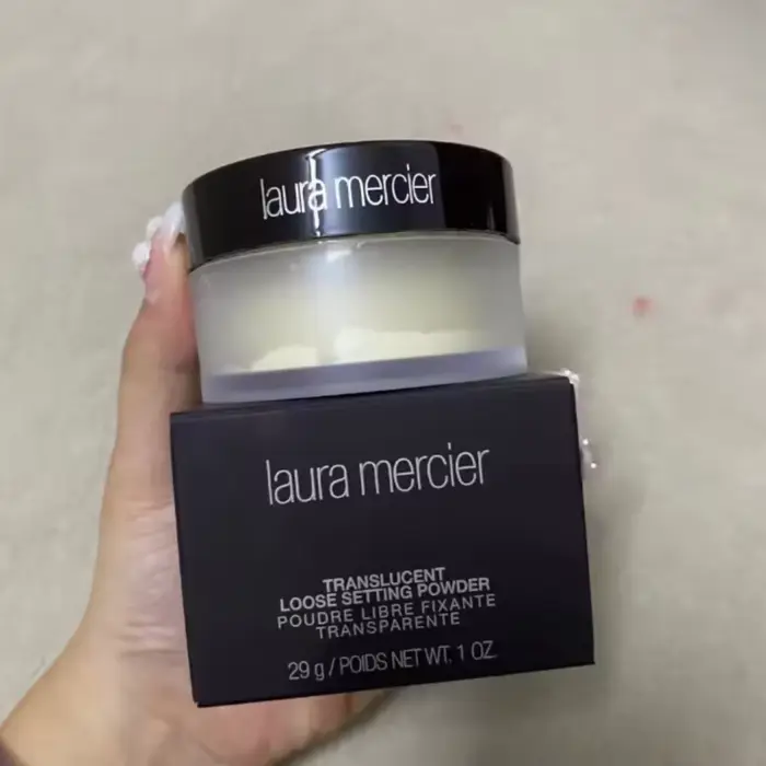 Poudre Libre Multi-Effets Lau Mercier : Poudre Fixatrice Légère