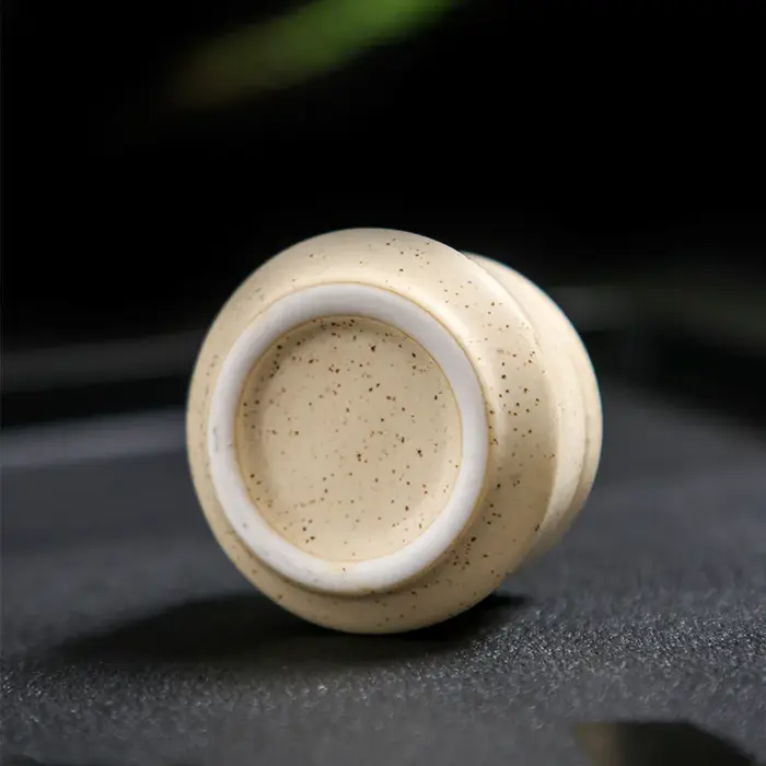 Mini pot cosmétique en céramique de 5 ml